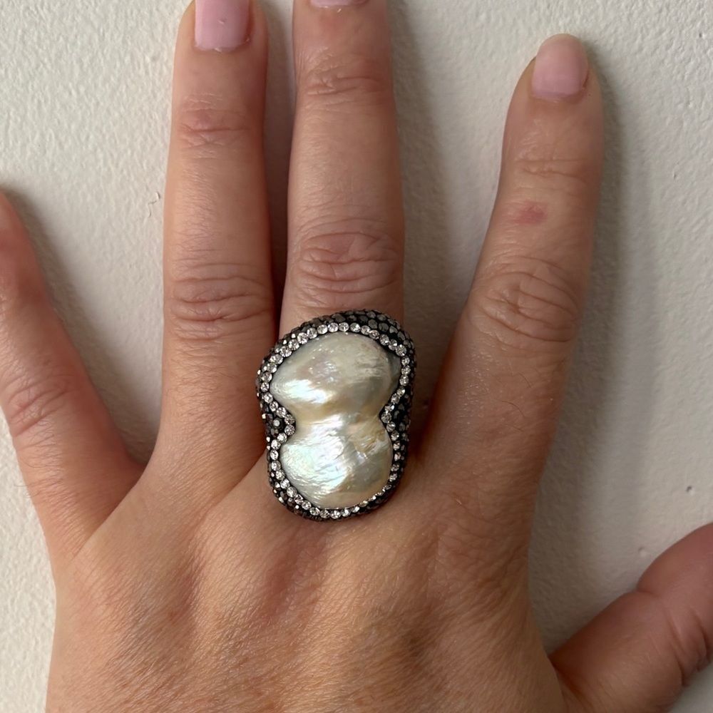 Vintage Statement Pearl Baroque Cocktail ring.